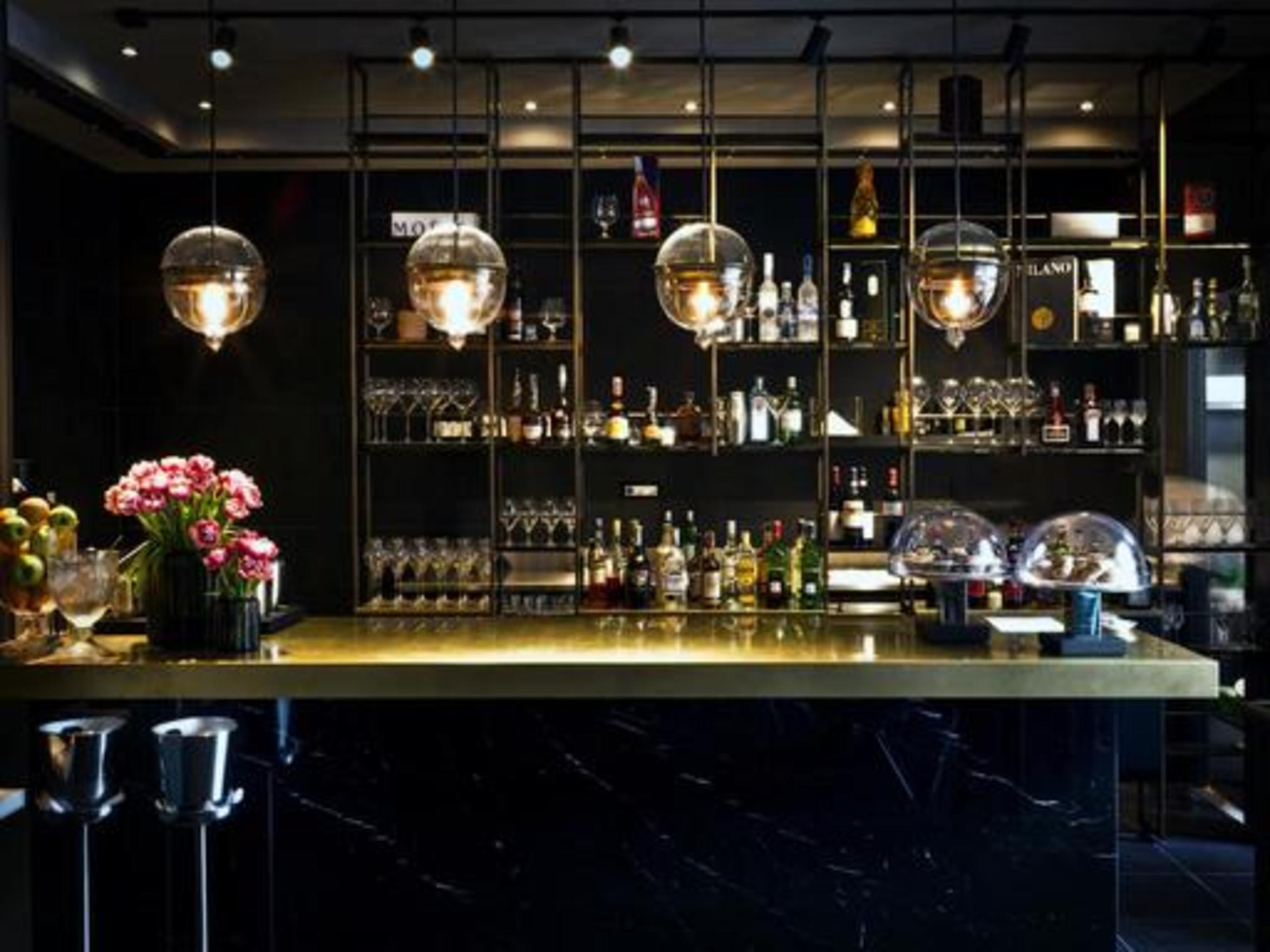 米兰 五十旅馆酒店 外观 照片 The bar at the restaurant