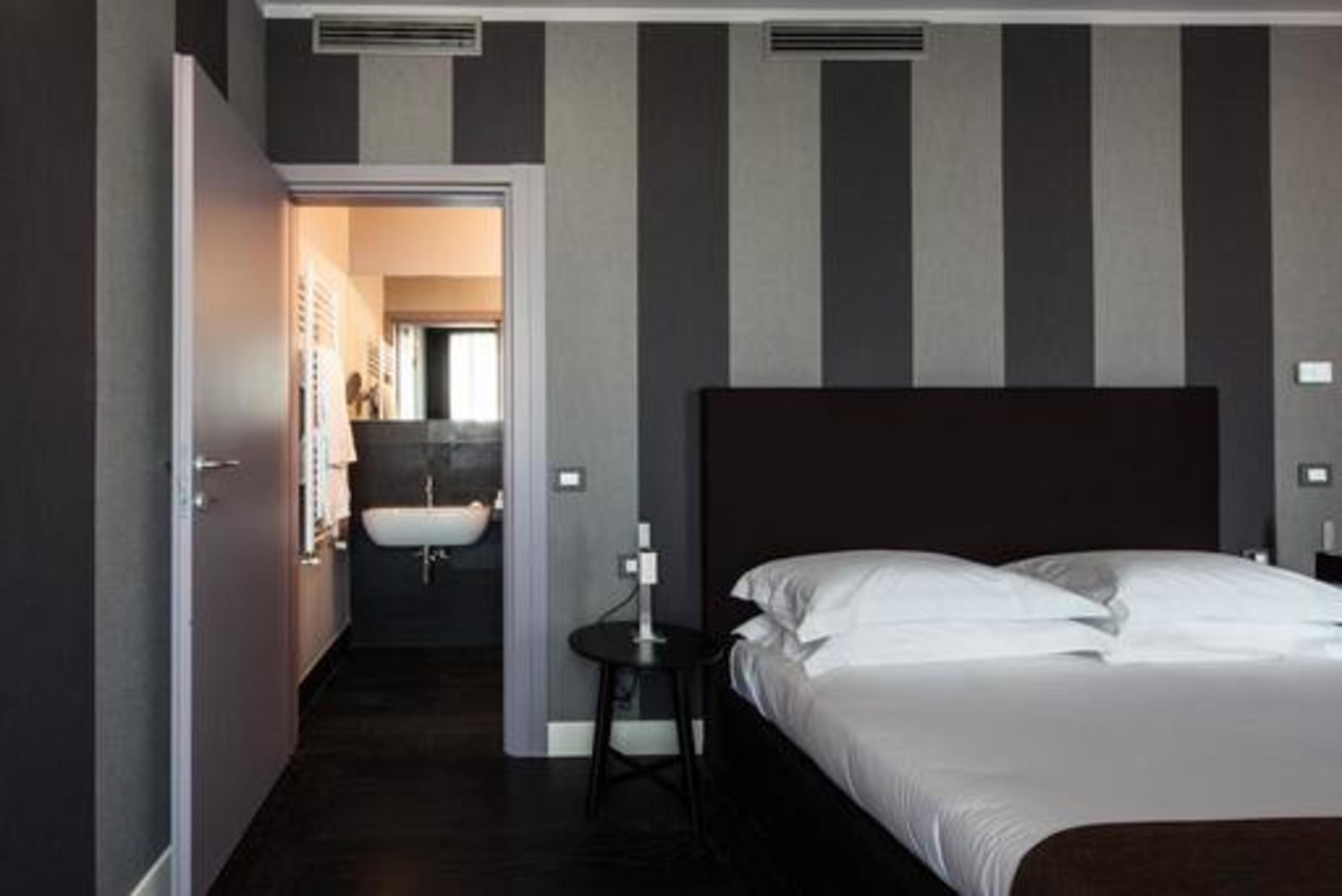 米兰 五十旅馆酒店 外观 照片 A room at the hotel
